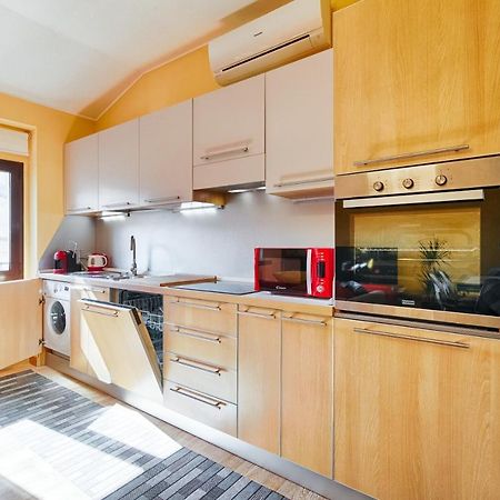 Frida Apartment Nuovo Luminoso Con Vista Aperta トリエステ エクステリア 写真