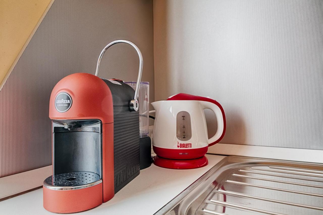 Frida Apartment Nuovo Luminoso Con Vista Aperta トリエステ エクステリア 写真