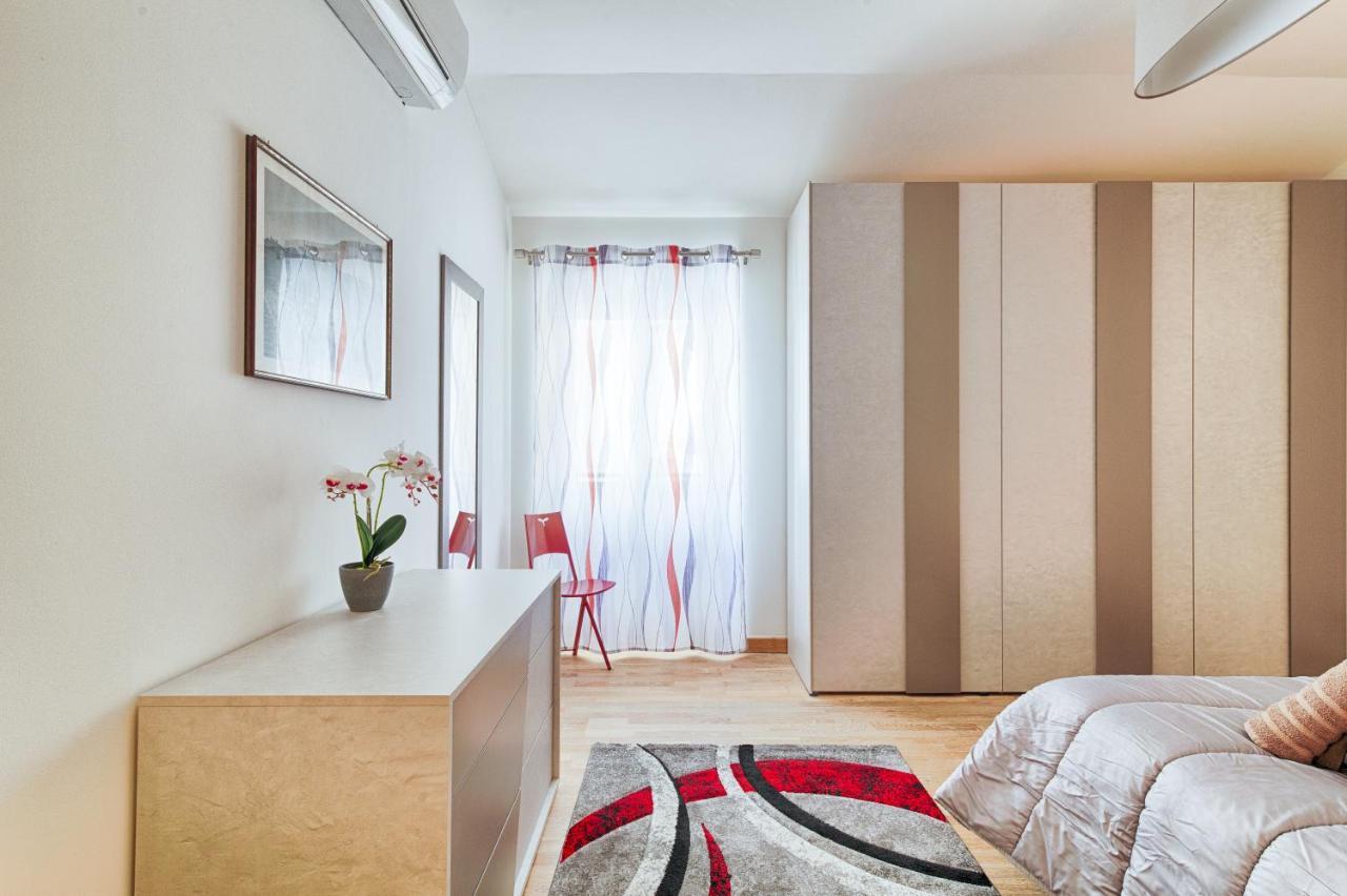 Frida Apartment Nuovo Luminoso Con Vista Aperta トリエステ エクステリア 写真