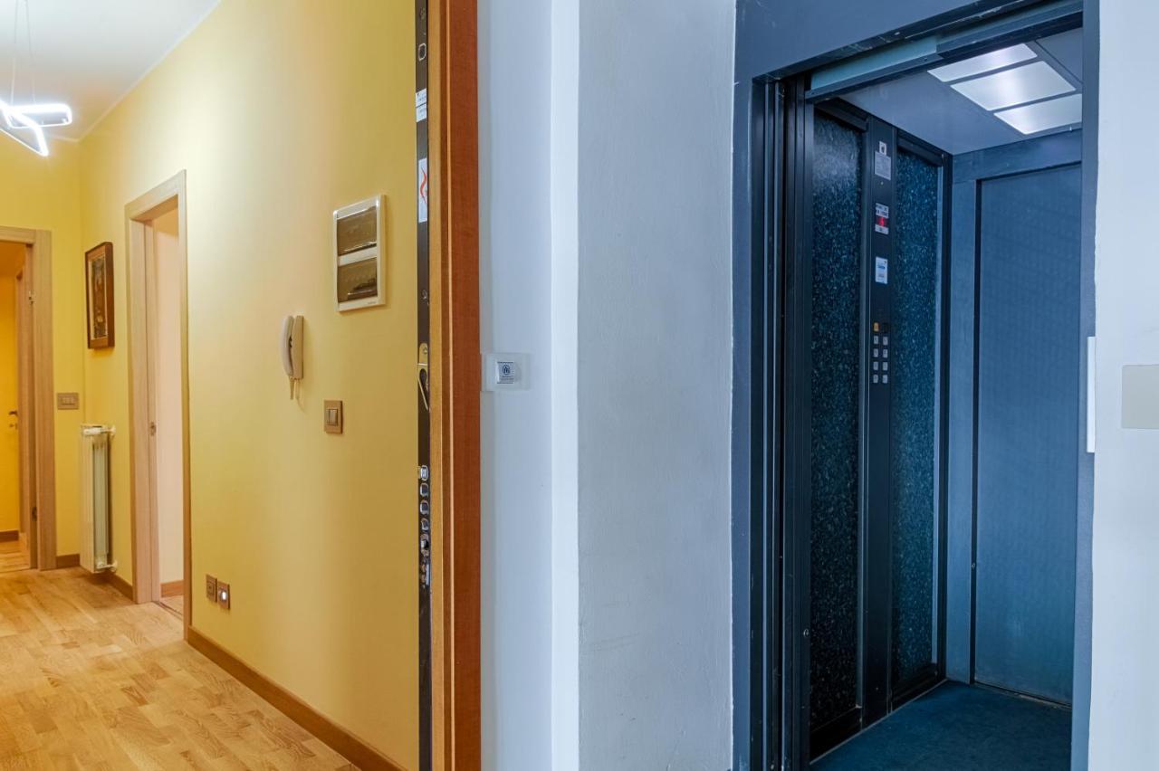 Frida Apartment Nuovo Luminoso Con Vista Aperta トリエステ エクステリア 写真